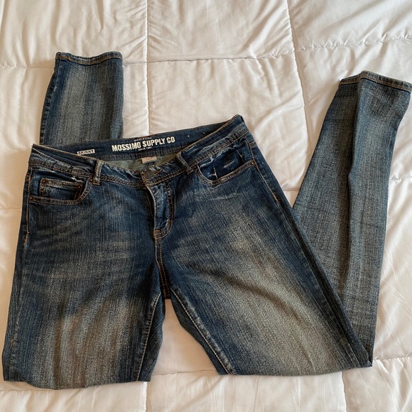 Target Mossimo Skinny Jean Size 9 Fit 6 - Picture 1 of 5